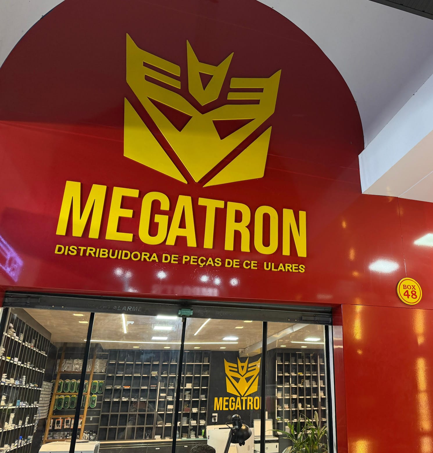 Interior da Loja Megatron
